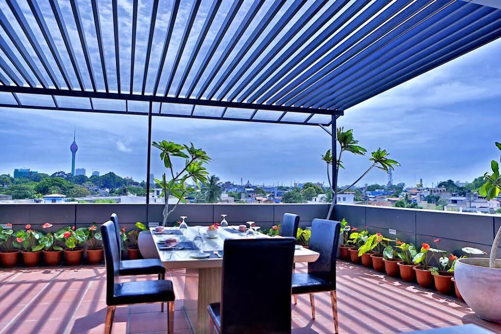 Earl'S Red Colombo Hotel Ngoại thất bức ảnh