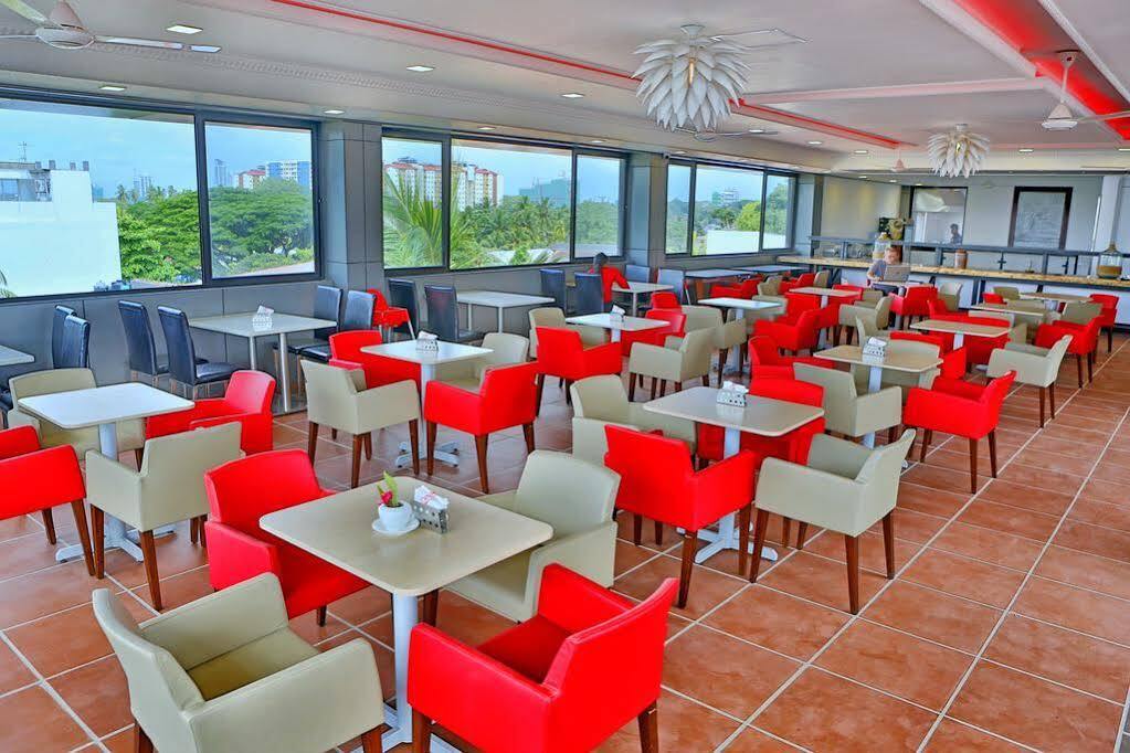 Earl'S Red Colombo Hotel Ngoại thất bức ảnh