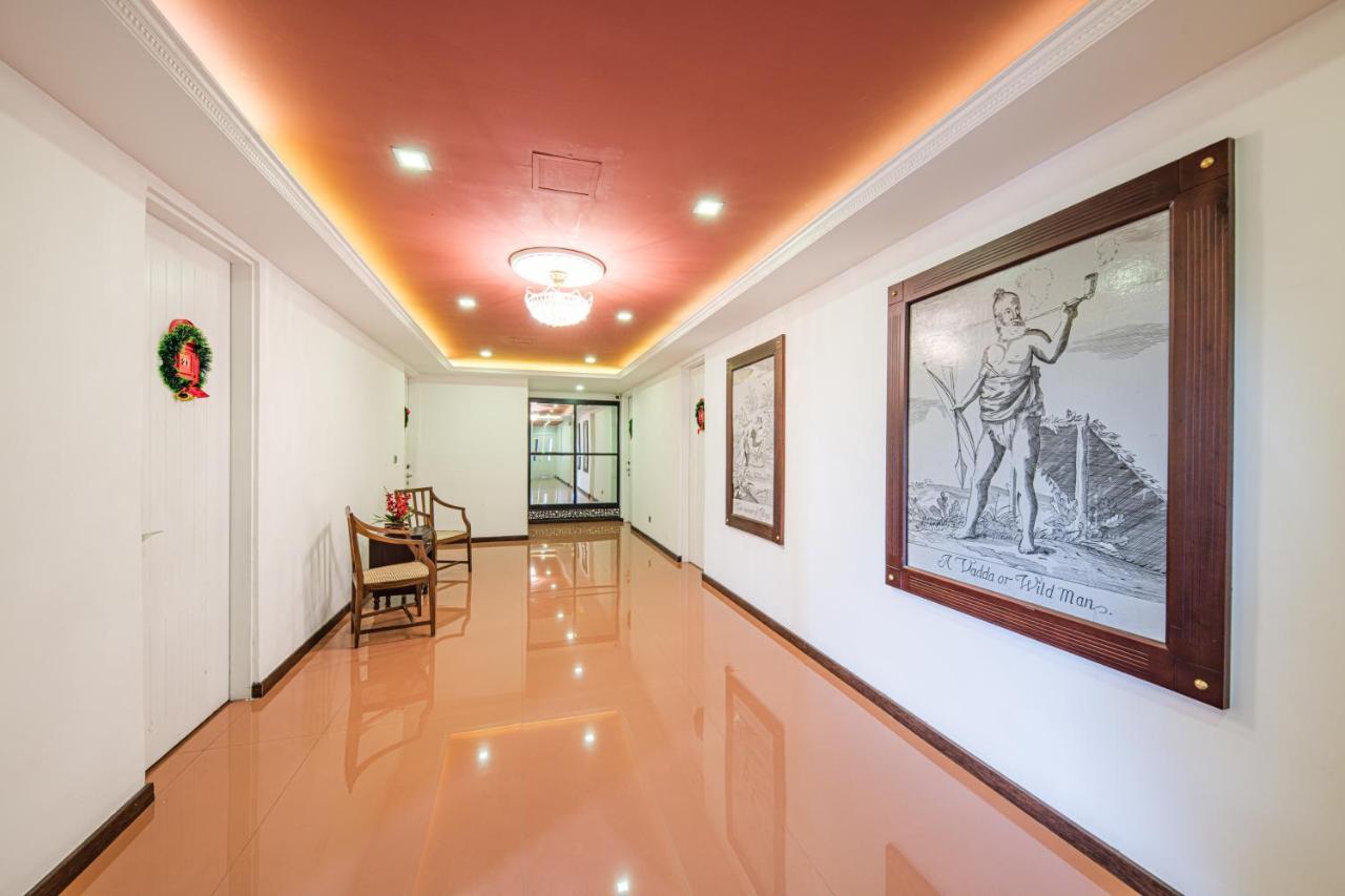 Earl'S Red Colombo Hotel Ngoại thất bức ảnh