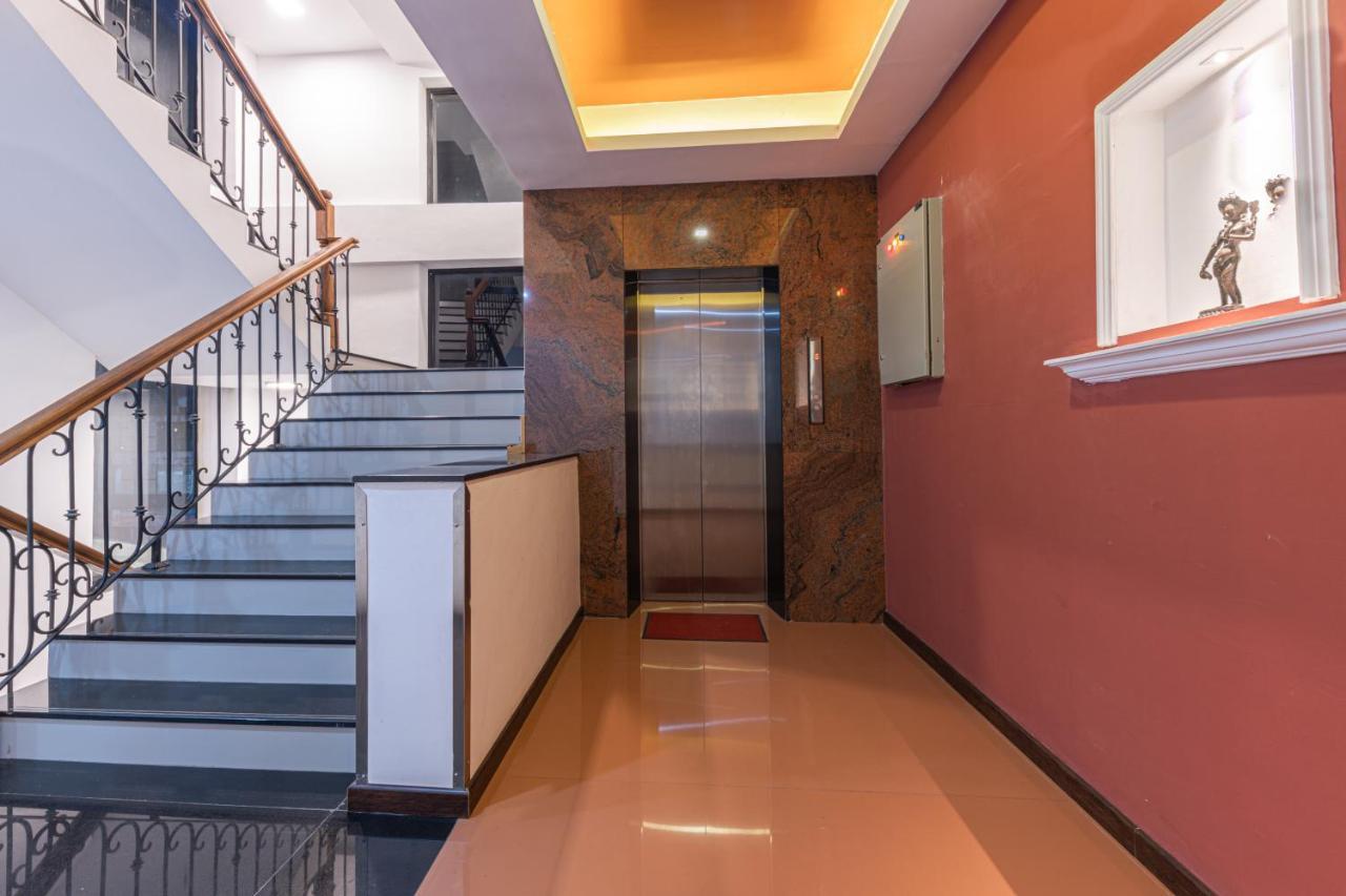 Earl'S Red Colombo Hotel Ngoại thất bức ảnh